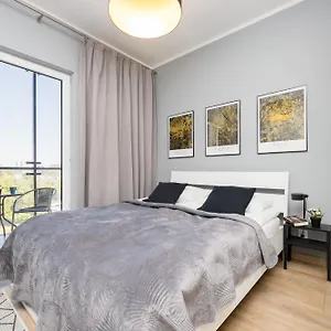  Апартаменты Prymasa Tysiaclecia Business Centre By Renters