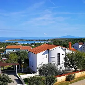 Lela Appartamento Ližnjan