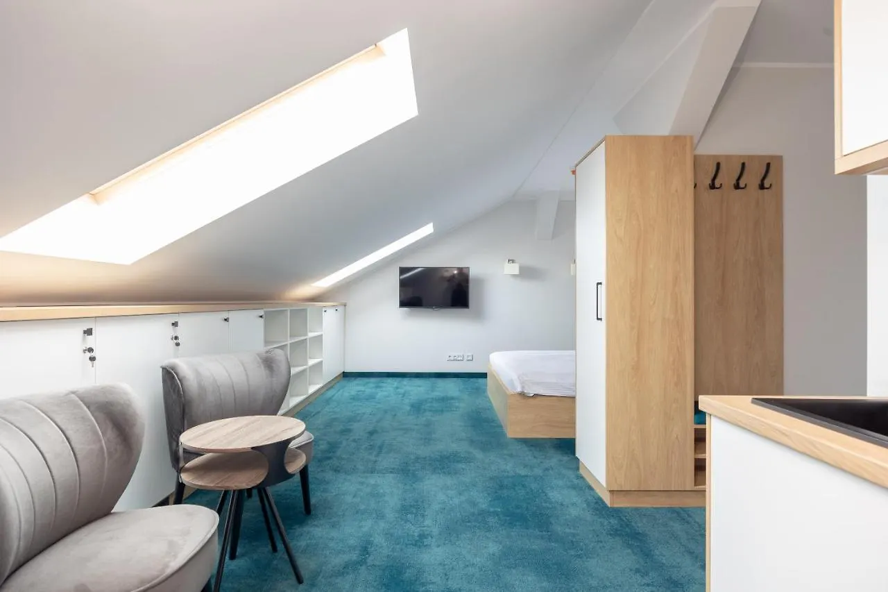 Apartman Aparthotel Esencja Warszawy Nowy Swiat Varsó Lengyelország